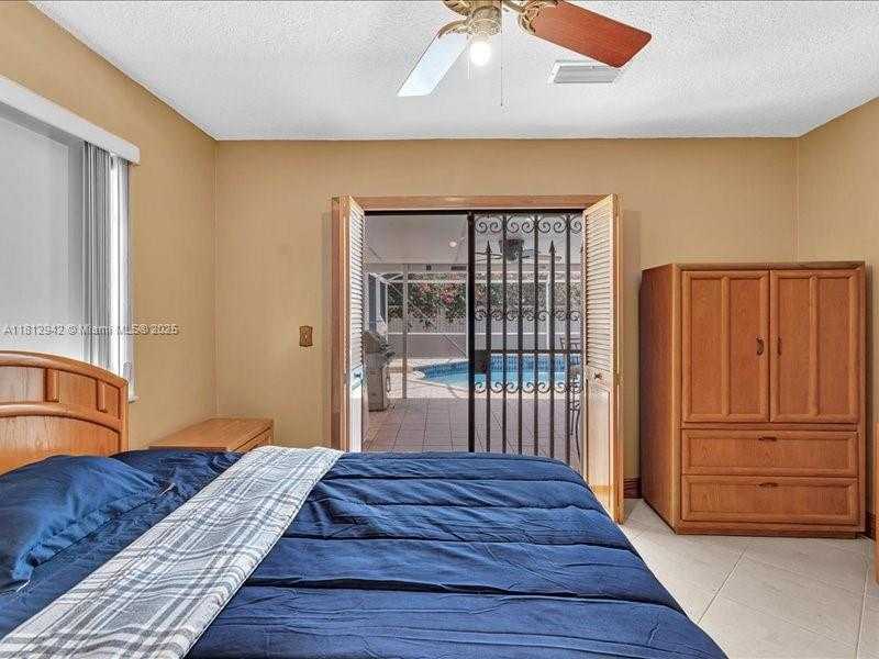 Small Image of 1300 SOUTH WEST 32ND ST, Fort Lauderdale Number 22