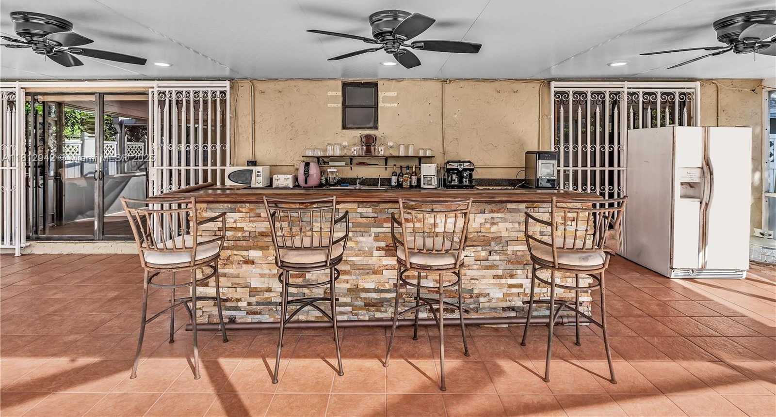 Small Image of 1300 SOUTH WEST 32ND ST, Fort Lauderdale Number 43