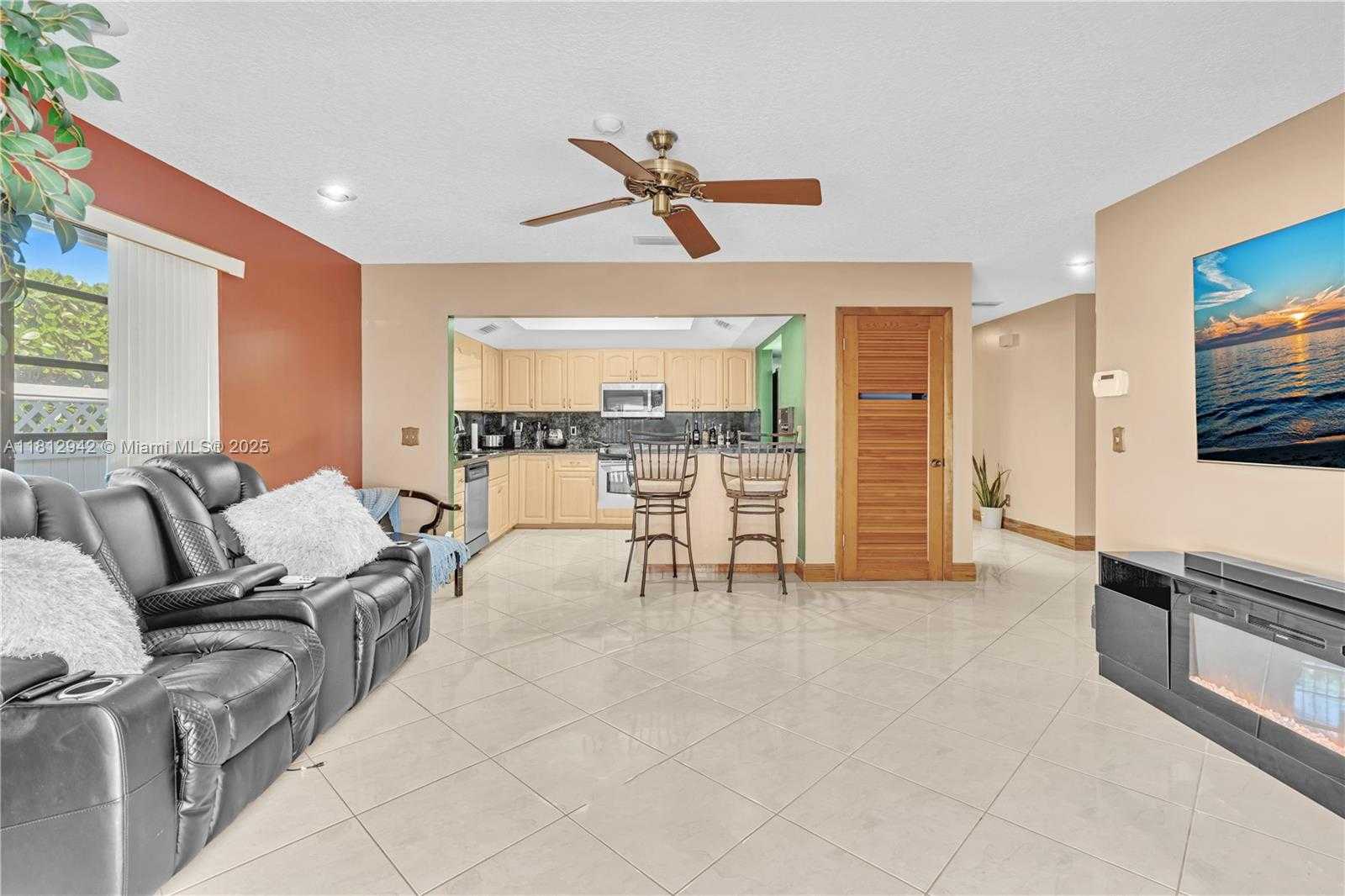 Small Image of 1300 SOUTH WEST 32ND ST, Fort Lauderdale Number 73