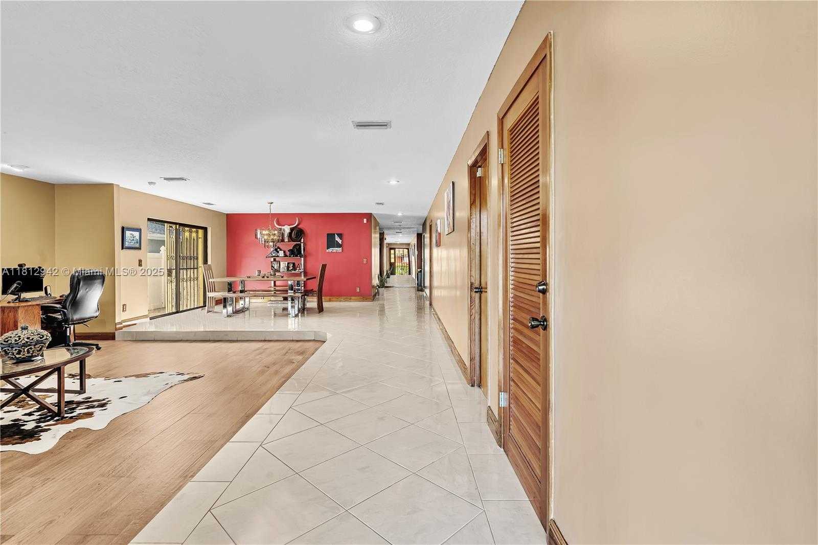 Small Image of 1300 SOUTH WEST 32ND ST, Fort Lauderdale Number 87