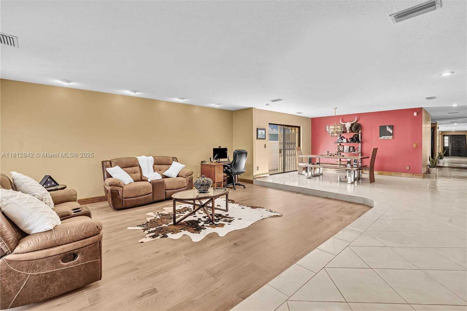 Small Image of 1300 SOUTH WEST 32ND ST, Fort Lauderdale Number 88