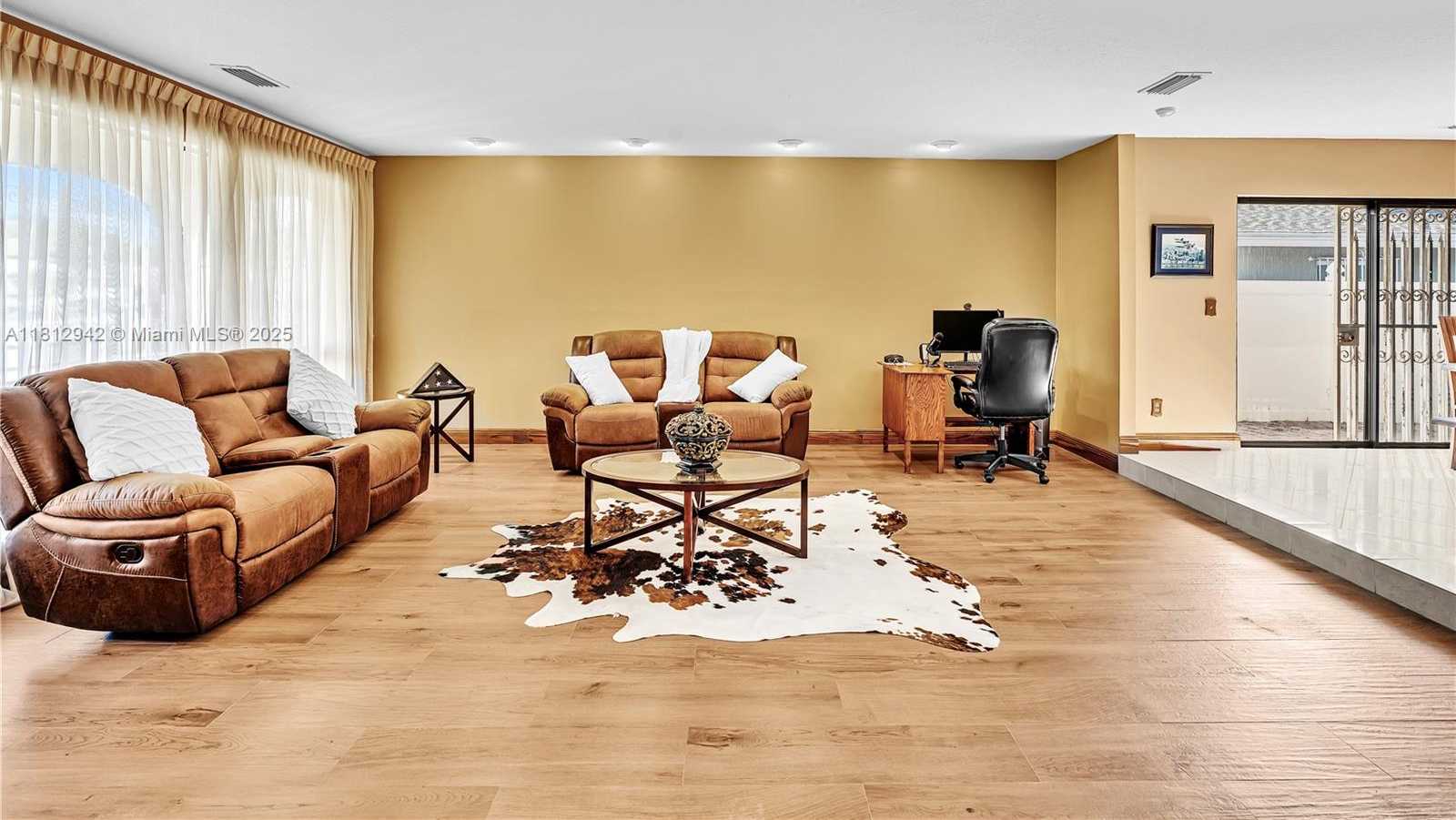 Small Image of 1300 SOUTH WEST 32ND ST, Fort Lauderdale Number 89