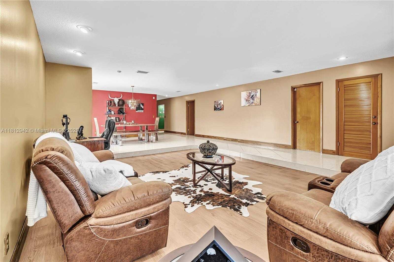 Small Image of 1300 SOUTH WEST 32ND ST, Fort Lauderdale Number 93