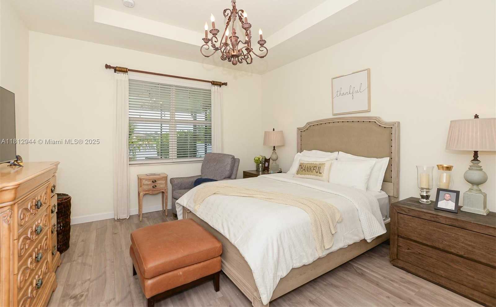 Small Image of 8410 NORTH WEST GREENBANK CIR, Port St. Lucie Number 13