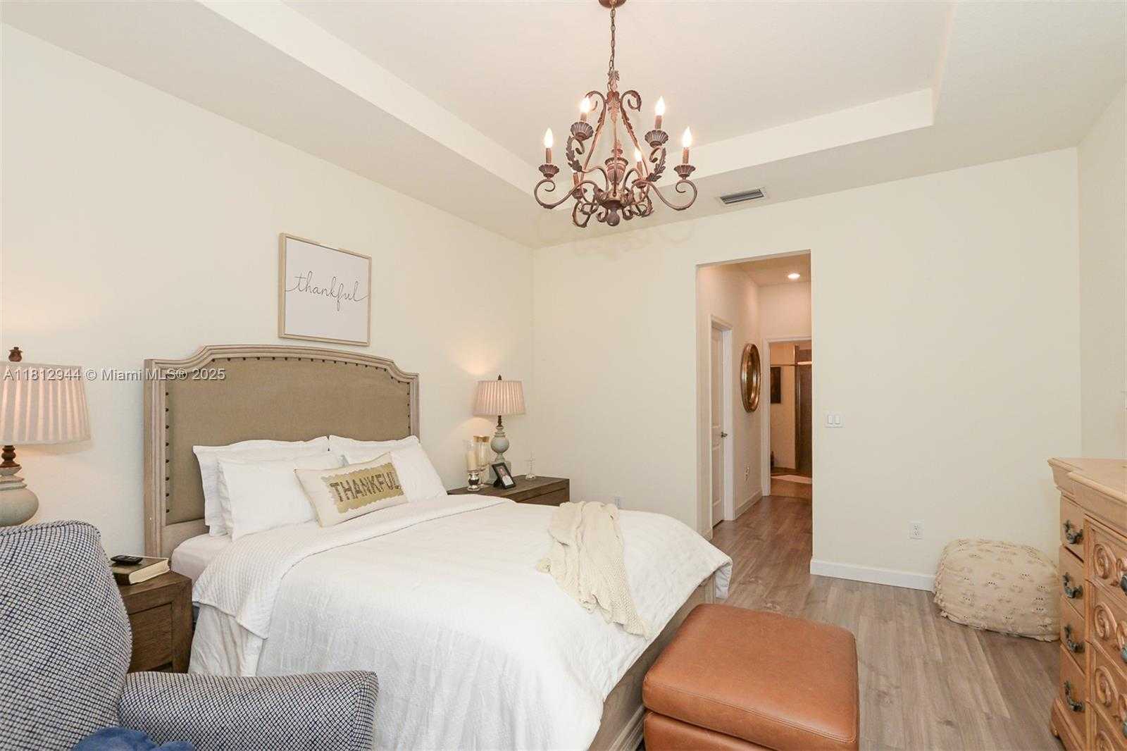 Small Image of 8410 NORTH WEST GREENBANK CIR, Port St. Lucie Number 14