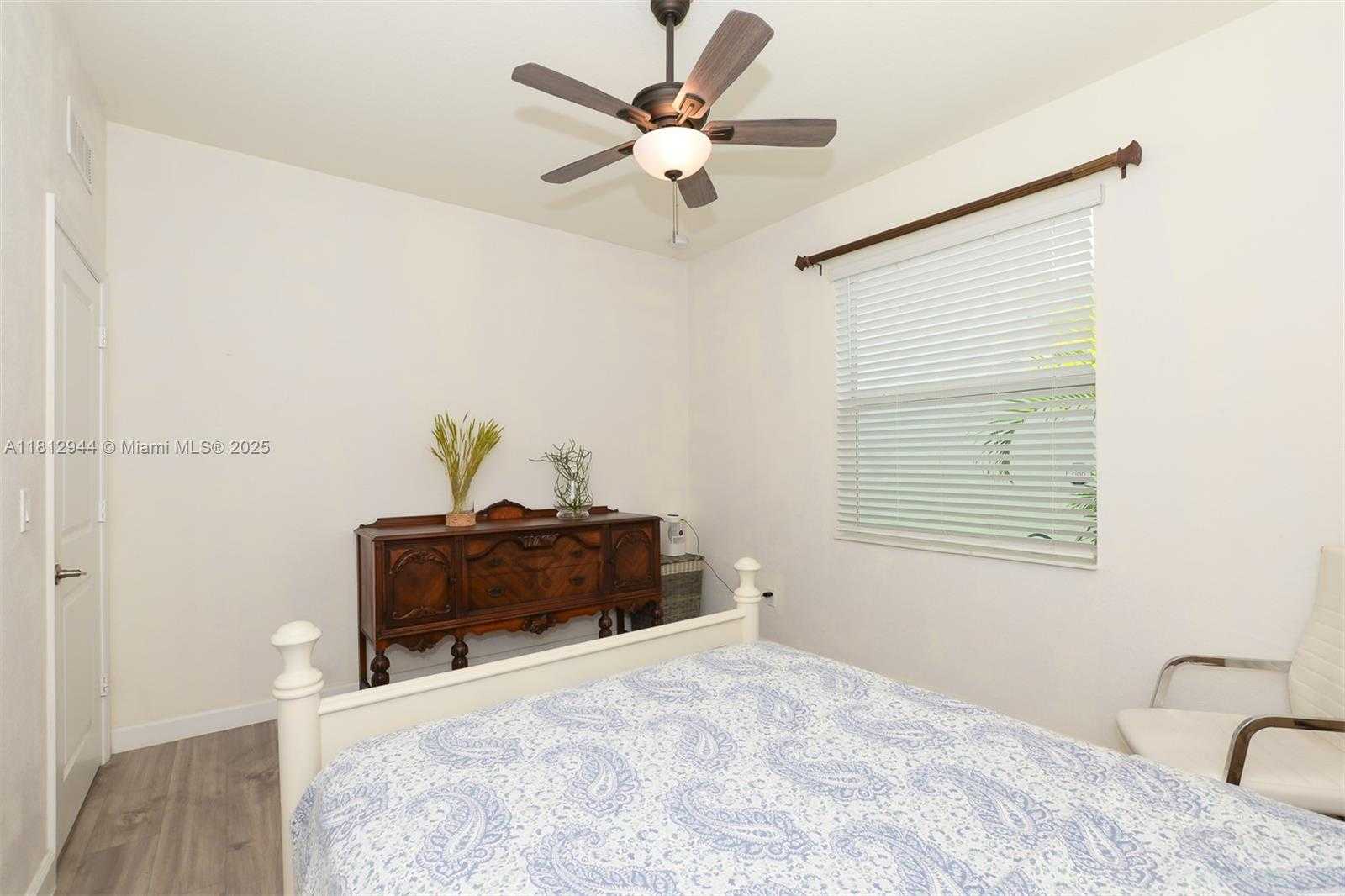 Small Image of 8410 NORTH WEST GREENBANK CIR, Port St. Lucie Number 19