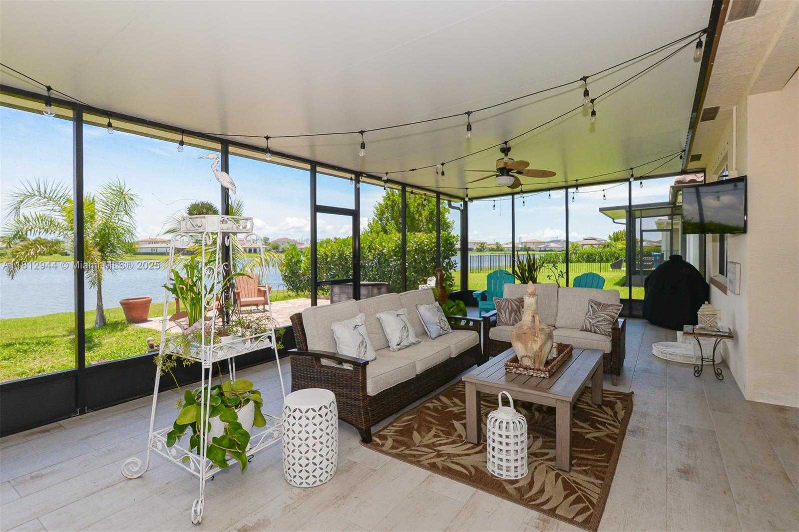 Small Image of 8410 NORTH WEST GREENBANK CIR, Port St. Lucie Number 24