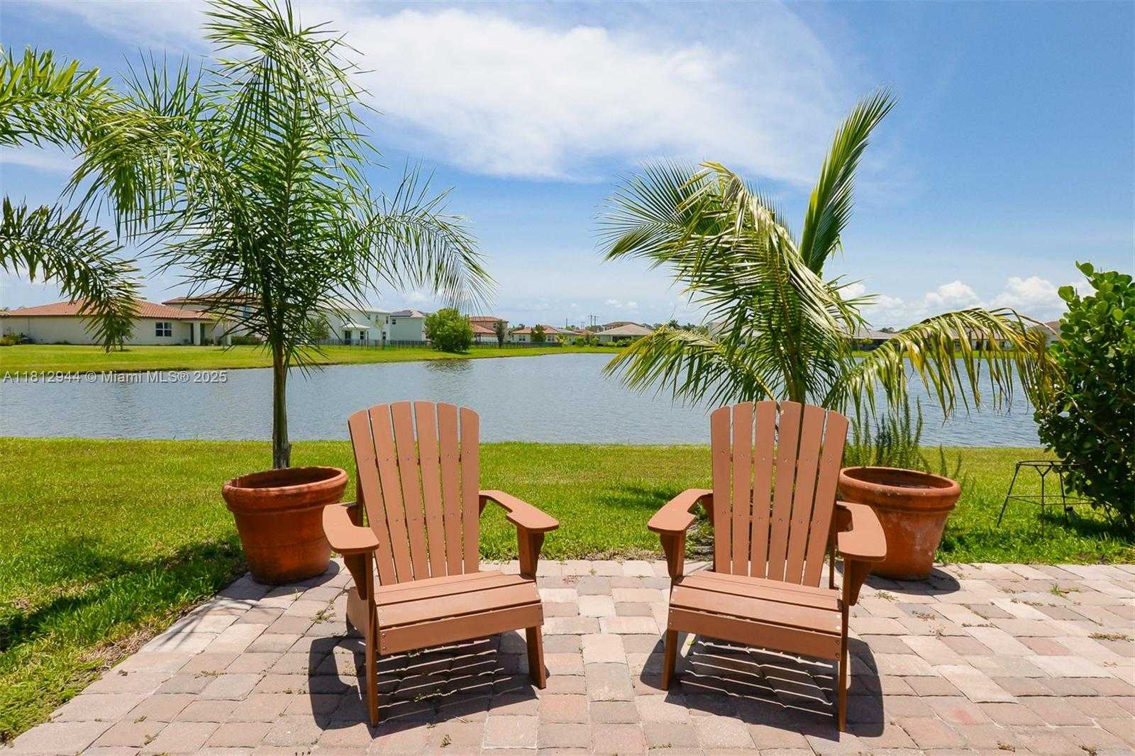 Small Image of 8410 NORTH WEST GREENBANK CIR, Port St. Lucie Number 30