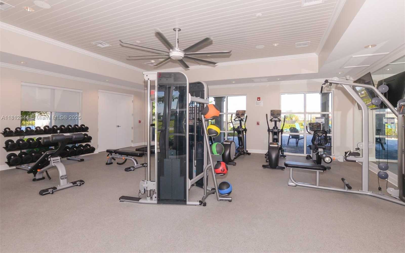 Small Image of 8410 NORTH WEST GREENBANK CIR, Port St. Lucie Number 40