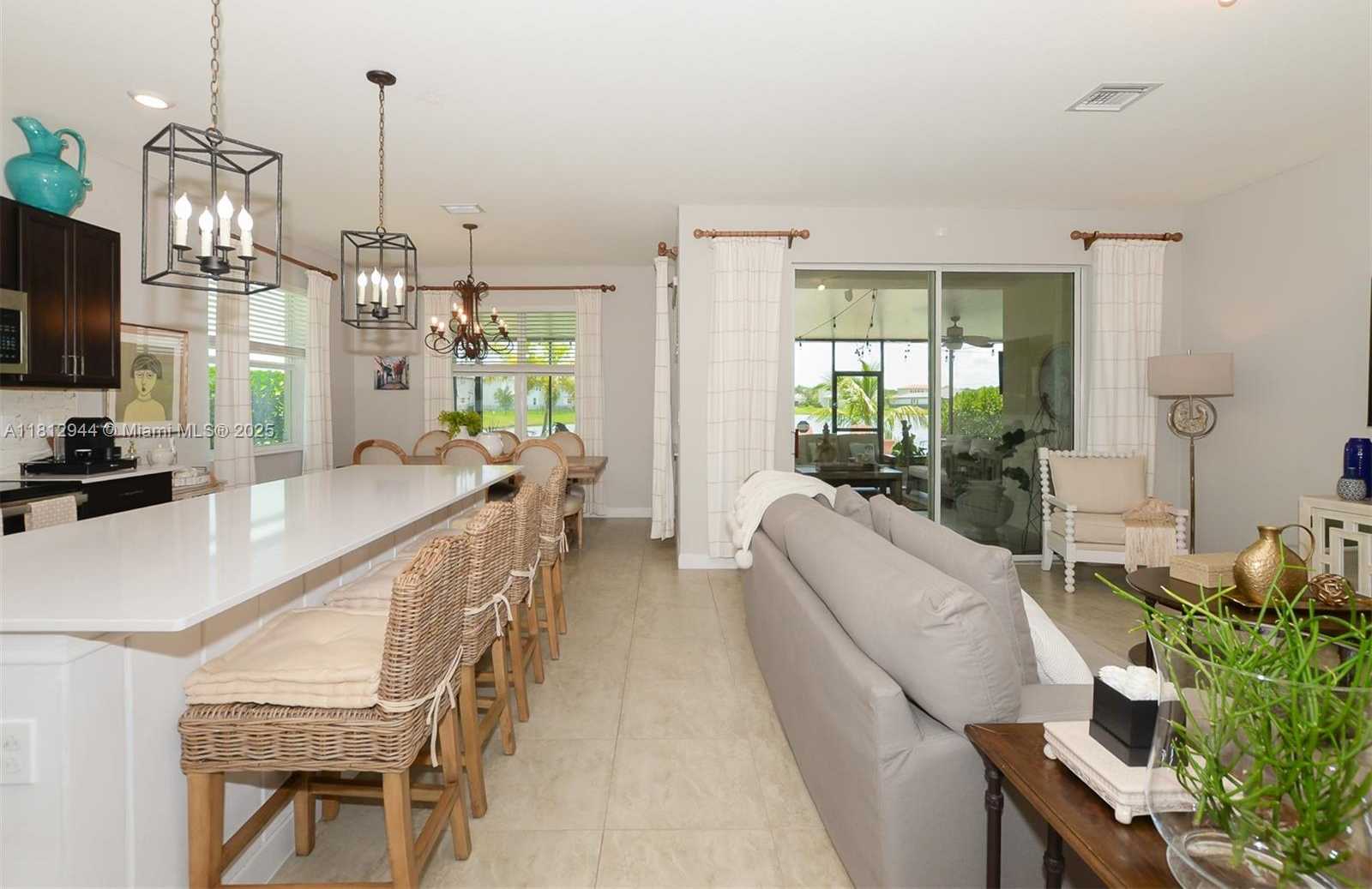 Small Image of 8410 NORTH WEST GREENBANK CIR, Port St. Lucie Number 8