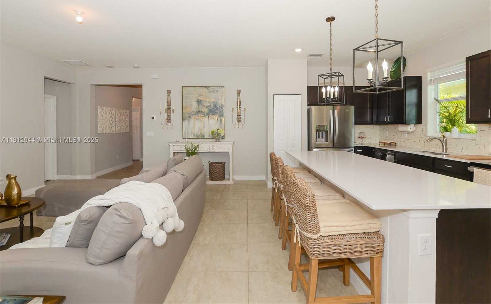 Small Image of 8410 NORTH WEST GREENBANK CIR, Port St. Lucie Number 9