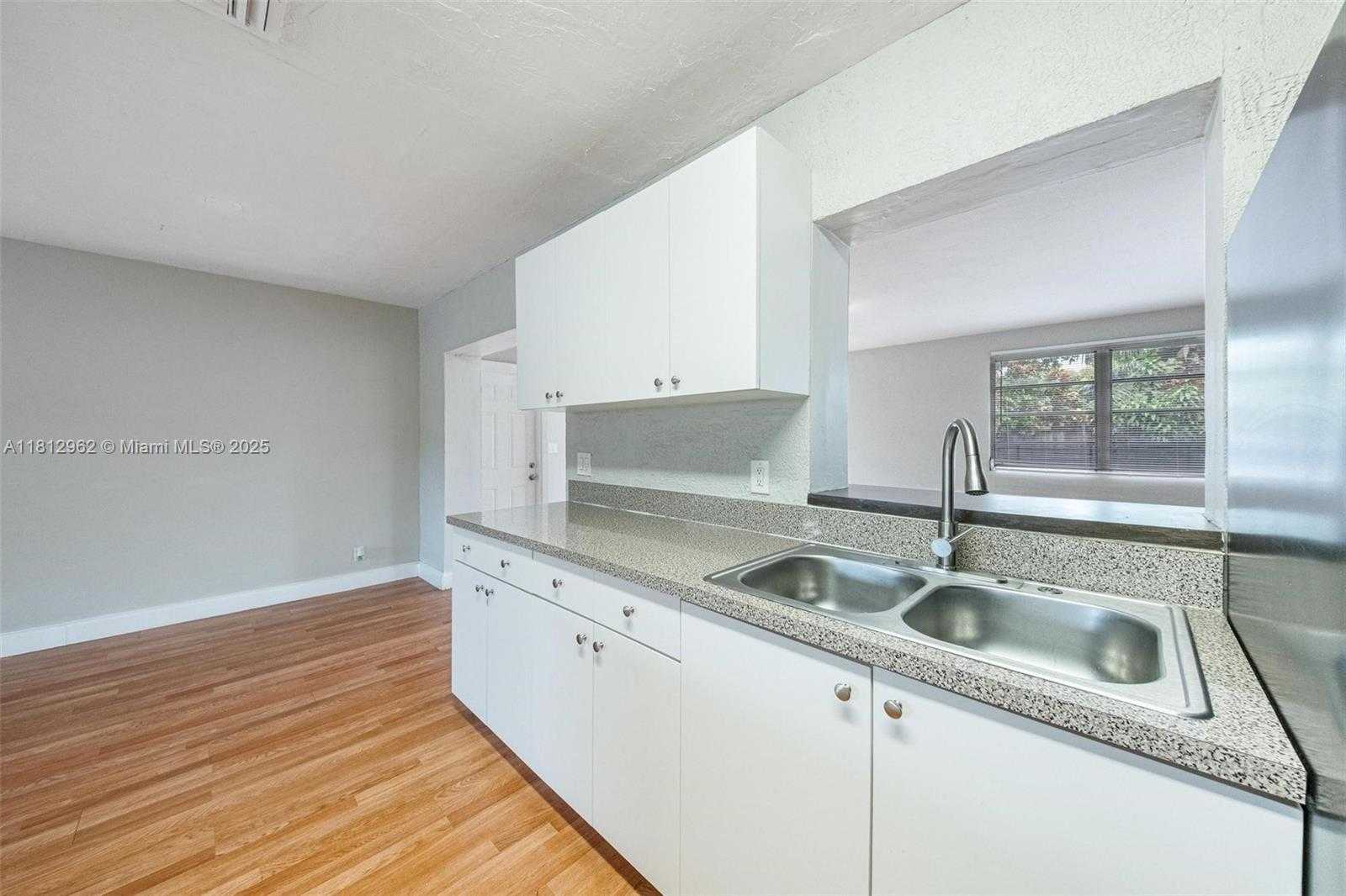 Small Image of 4968 SOUTH WEST 5TH ST, Margate Number 22