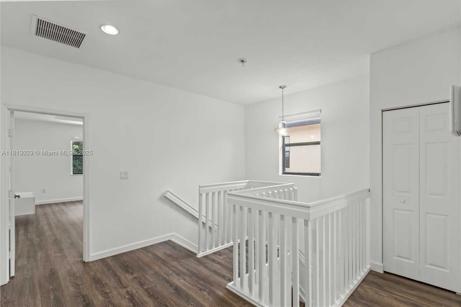 Small Image of 3502 WEST 86TH TER, Hialeah Number 28
