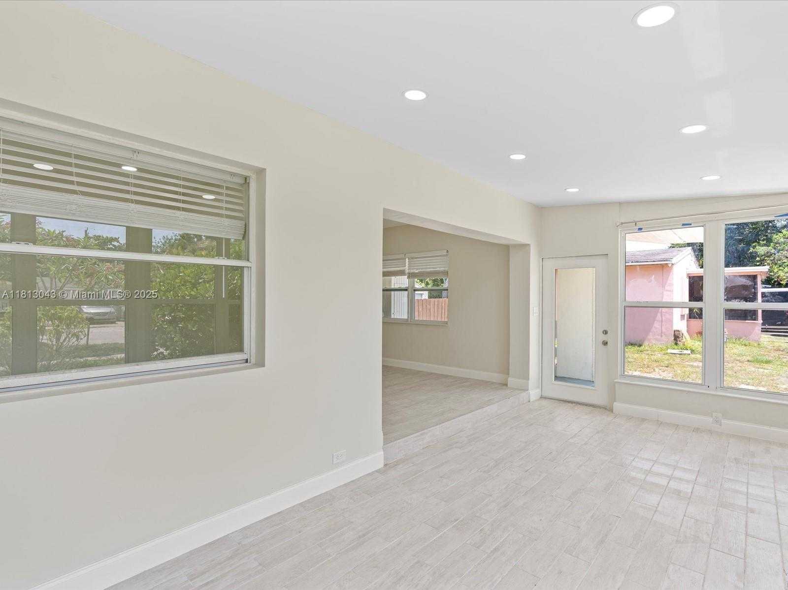 Small Image of 113 SOUTH WEST 22ND AVE, Fort Lauderdale Number 11