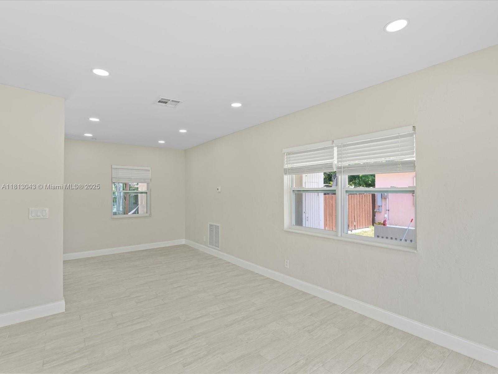 Small Image of 113 SOUTH WEST 22ND AVE, Fort Lauderdale Number 15
