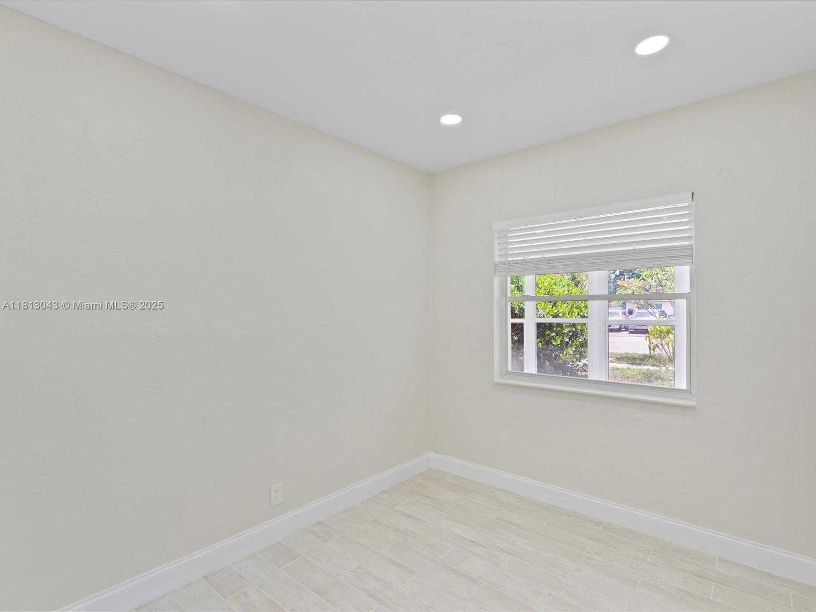 Small Image of 113 SOUTH WEST 22ND AVE, Fort Lauderdale Number 16