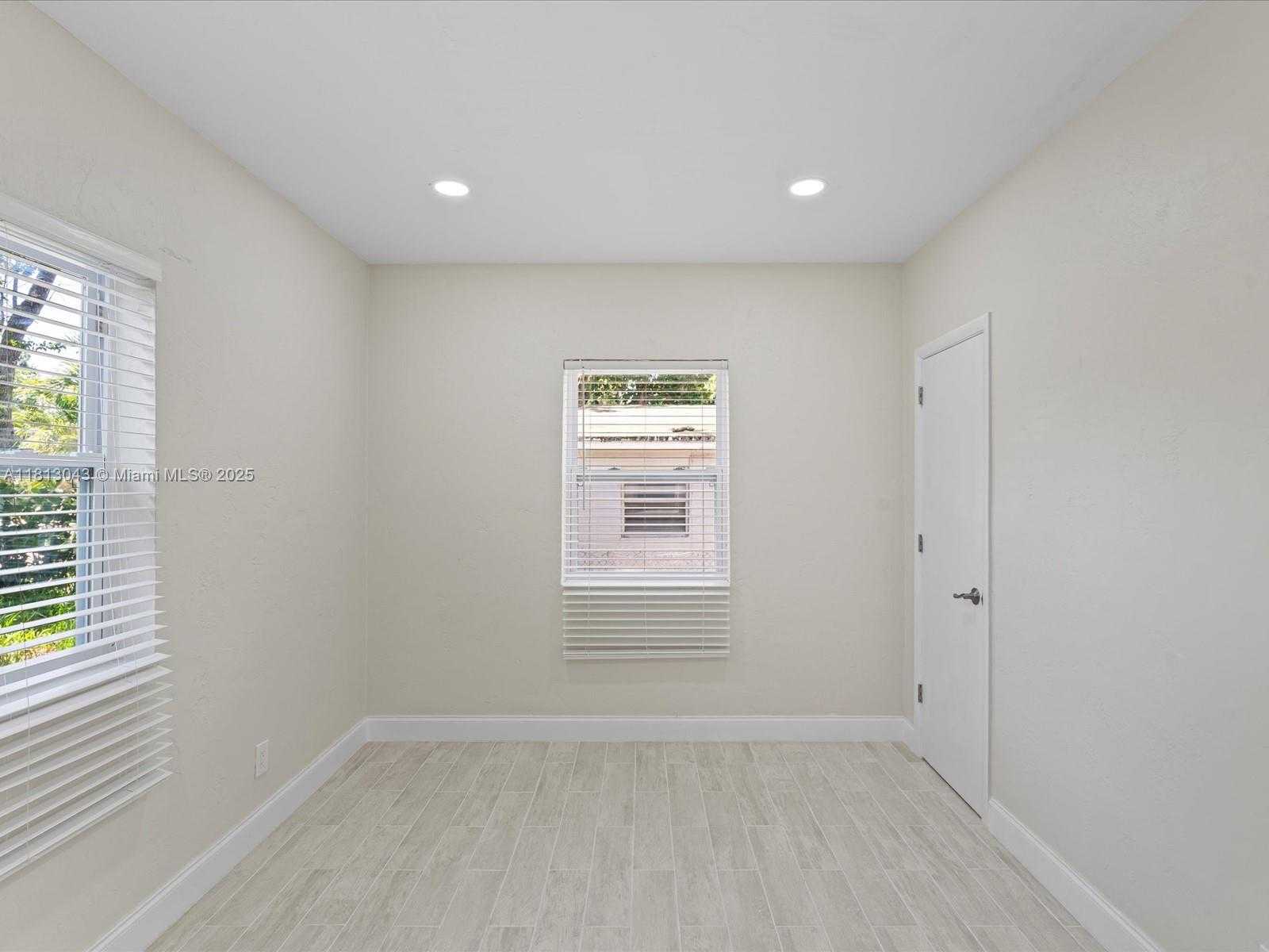 Small Image of 113 SOUTH WEST 22ND AVE, Fort Lauderdale Number 22