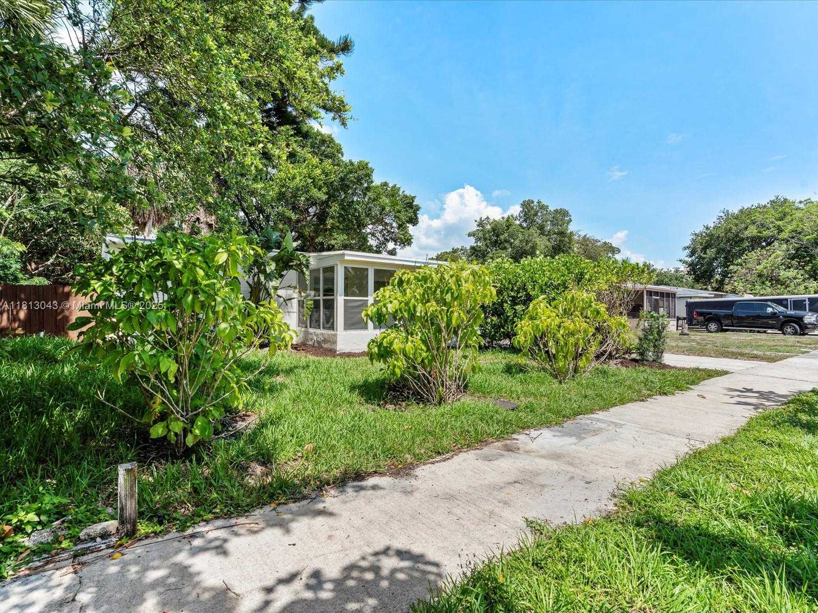 Small Image of 113 SOUTH WEST 22ND AVE, Fort Lauderdale Number 29