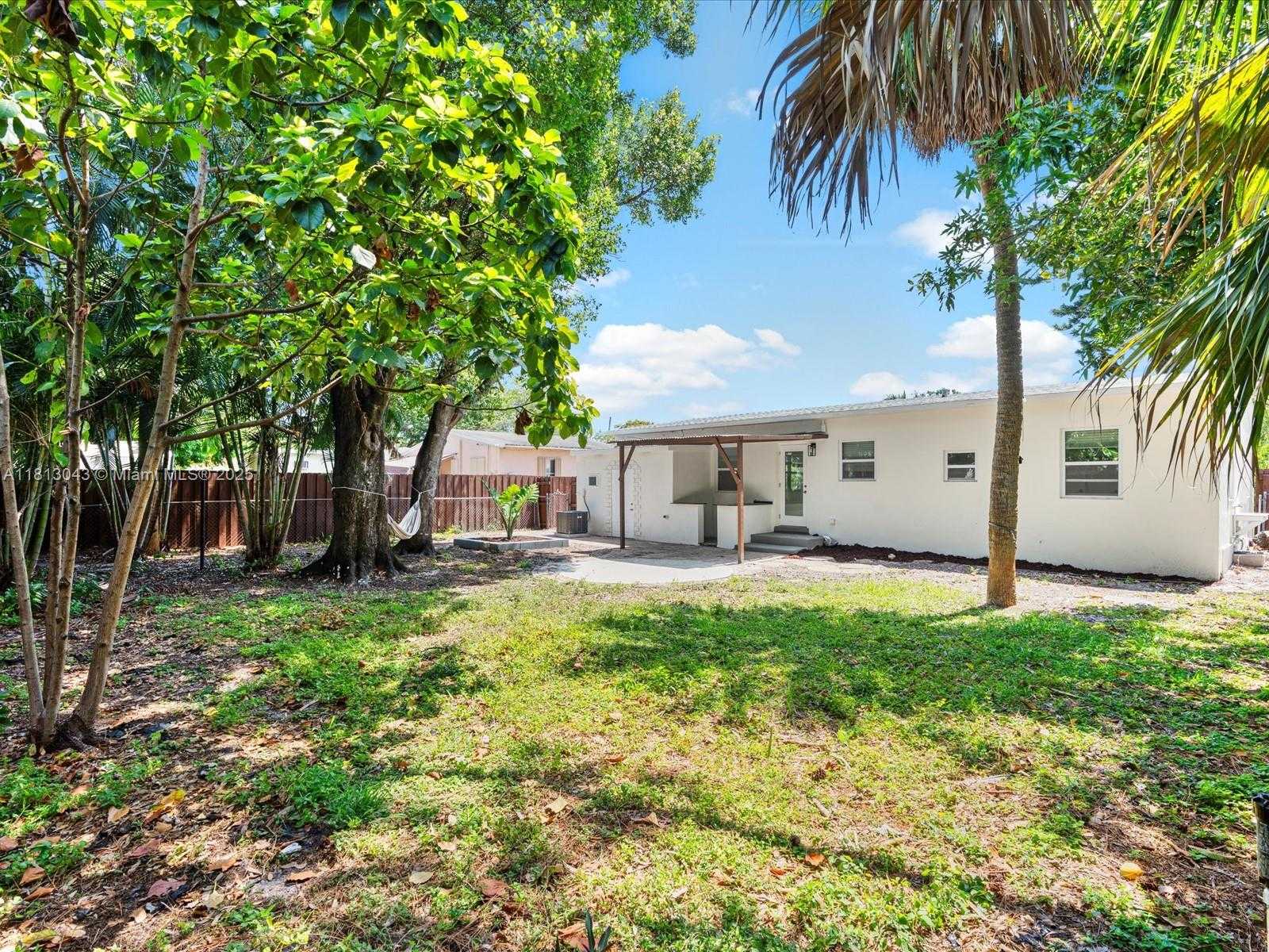 Small Image of 113 SOUTH WEST 22ND AVE, Fort Lauderdale Number 34