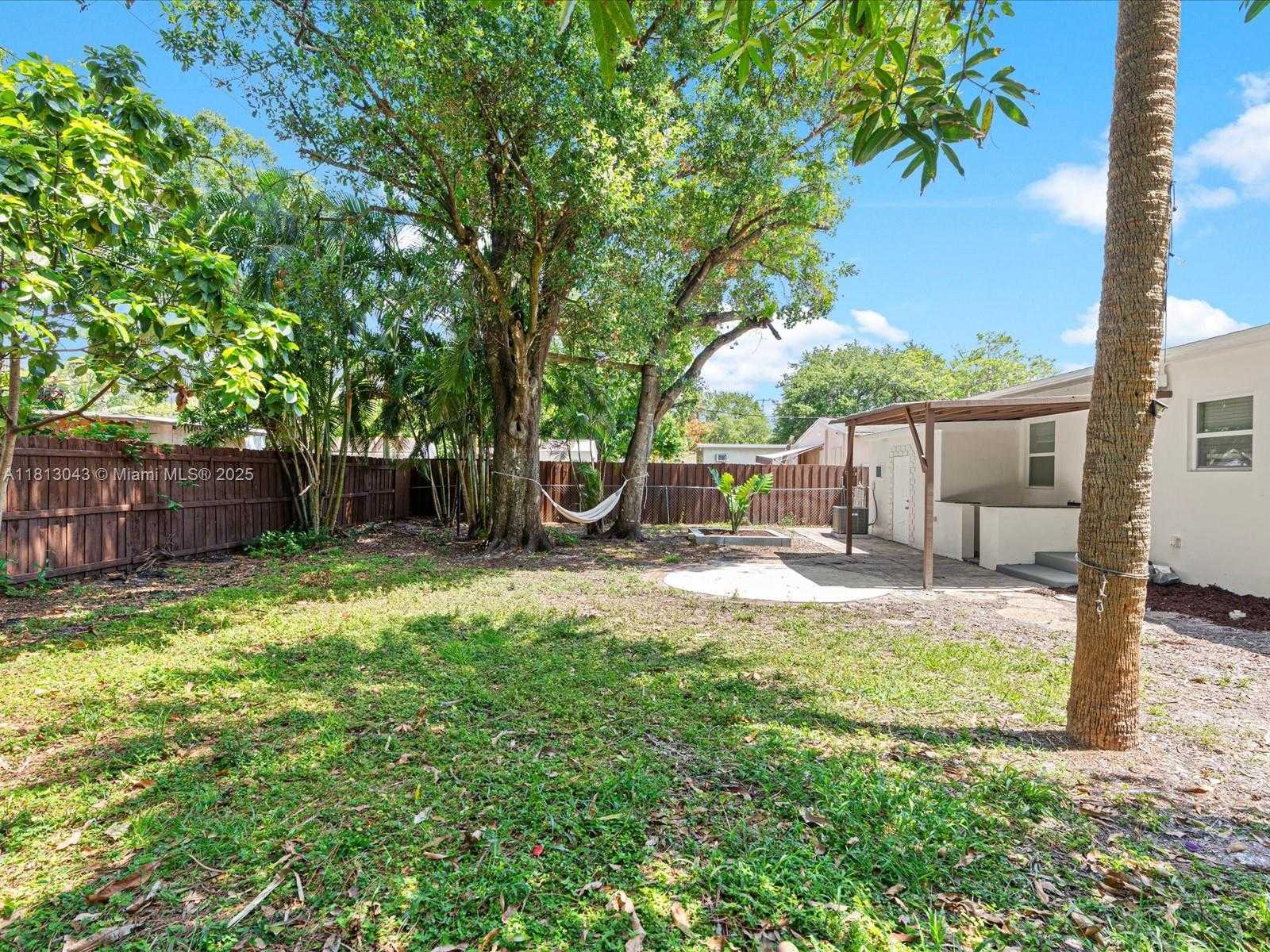 Small Image of 113 SOUTH WEST 22ND AVE, Fort Lauderdale Number 38