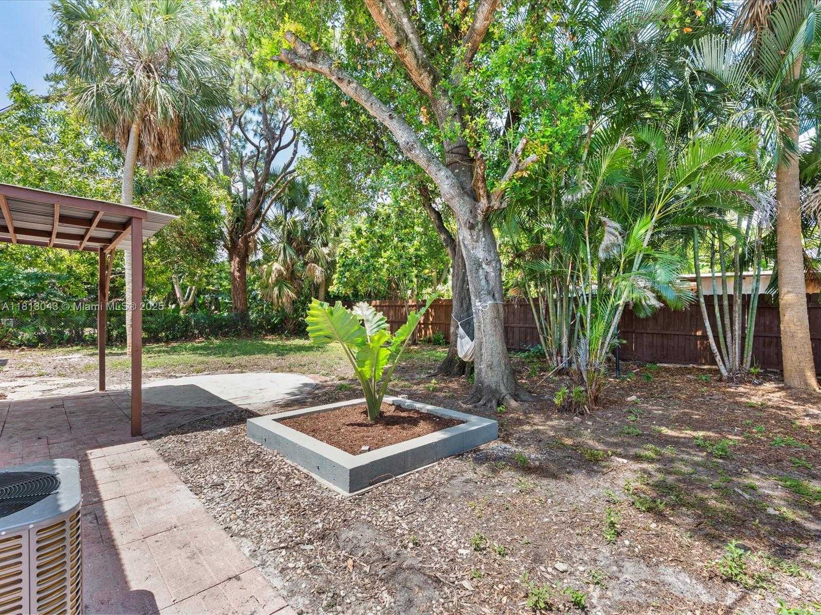 Small Image of 113 SOUTH WEST 22ND AVE, Fort Lauderdale Number 39