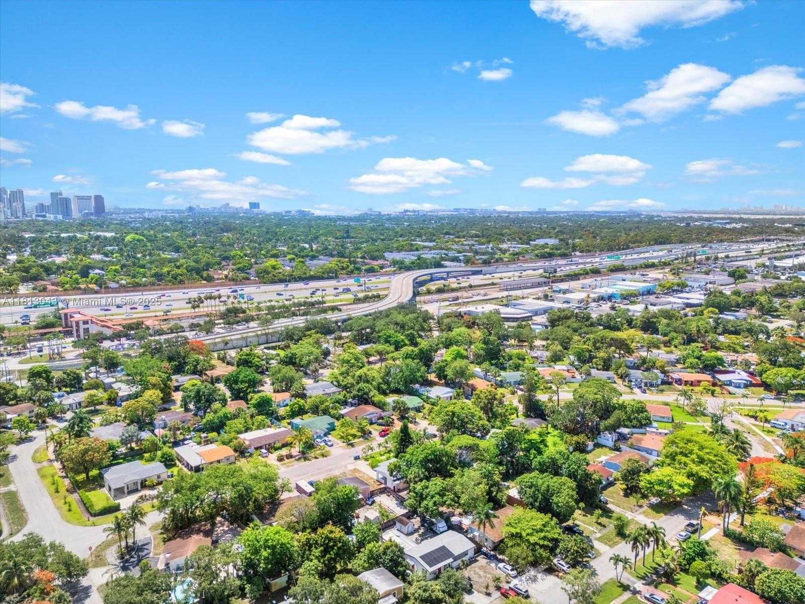 Small Image of 113 SOUTH WEST 22ND AVE, Fort Lauderdale Number 46