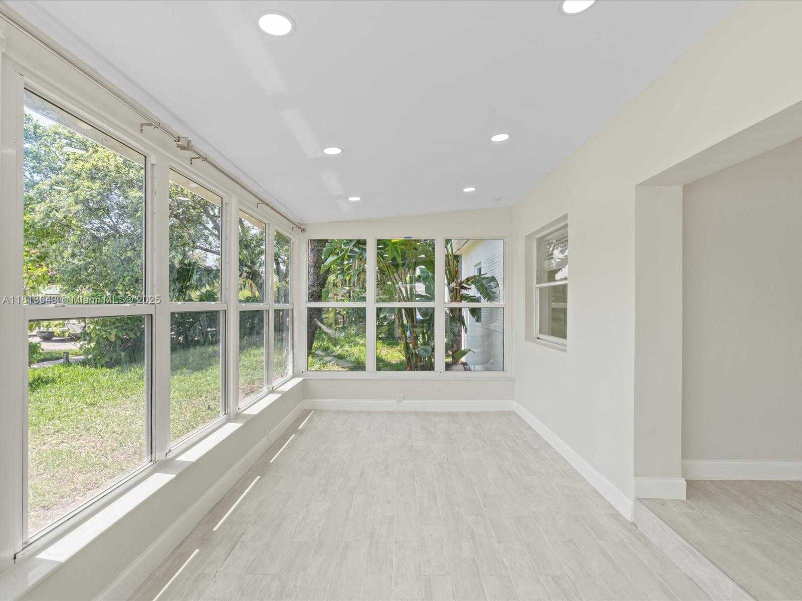 Small Image of 113 SOUTH WEST 22ND AVE, Fort Lauderdale Number 8