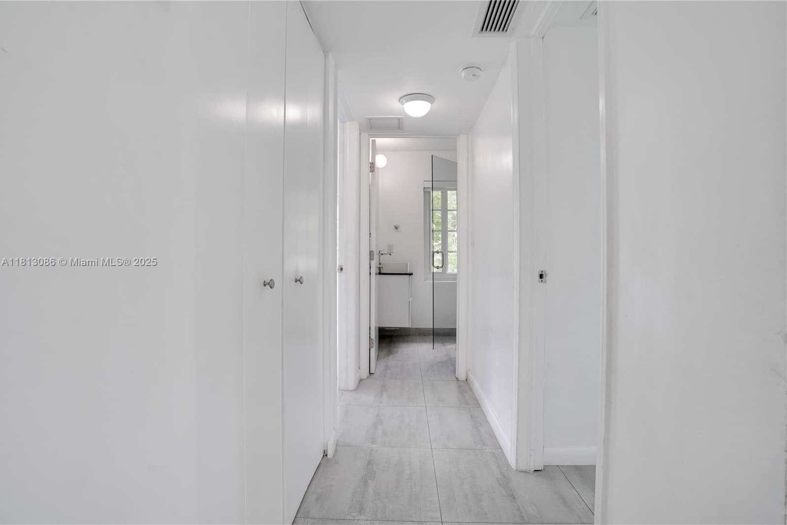 Small Image of 1201 SOUTH BISCAYNE POINT RD, Miami Beach Number 10