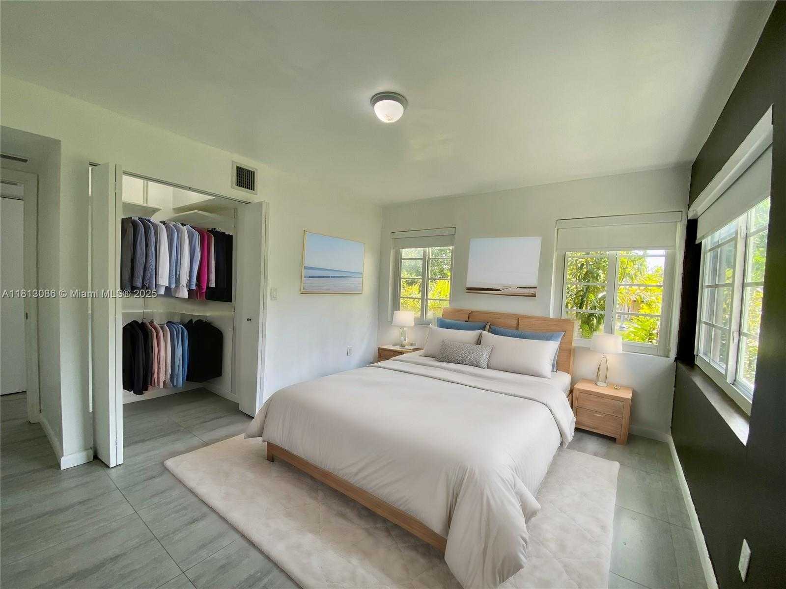 Small Image of 1201 SOUTH BISCAYNE POINT RD, Miami Beach Number 2