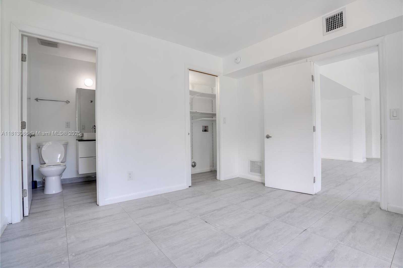 Small Image of 1201 SOUTH BISCAYNE POINT RD, Miami Beach Number 7