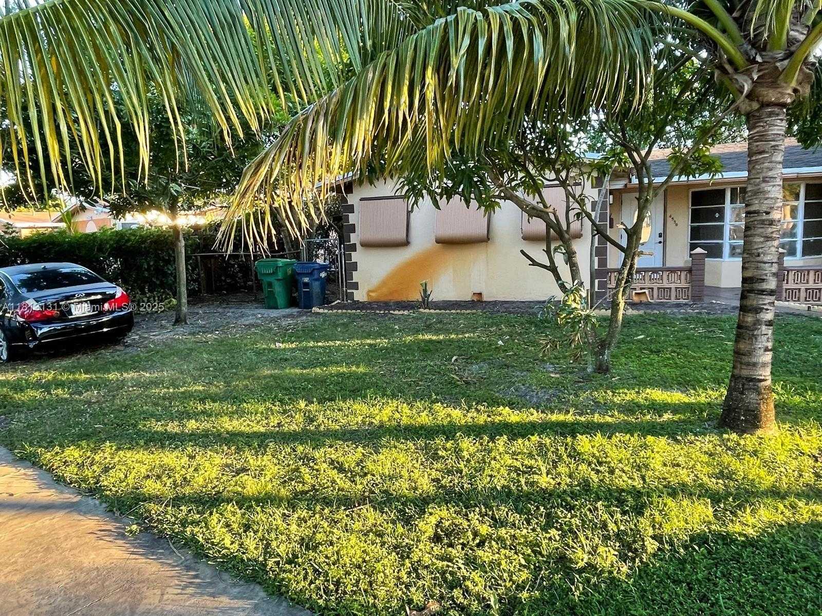 Small Image of 4530 NORTH WEST 23RD ST, Lauderhill Number 4