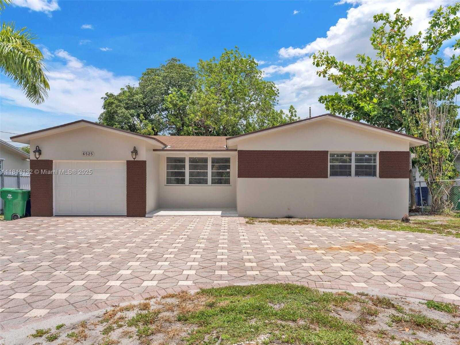 Small Image of 6525 SOUTH WEST 18TH ST, Miramar Number 26