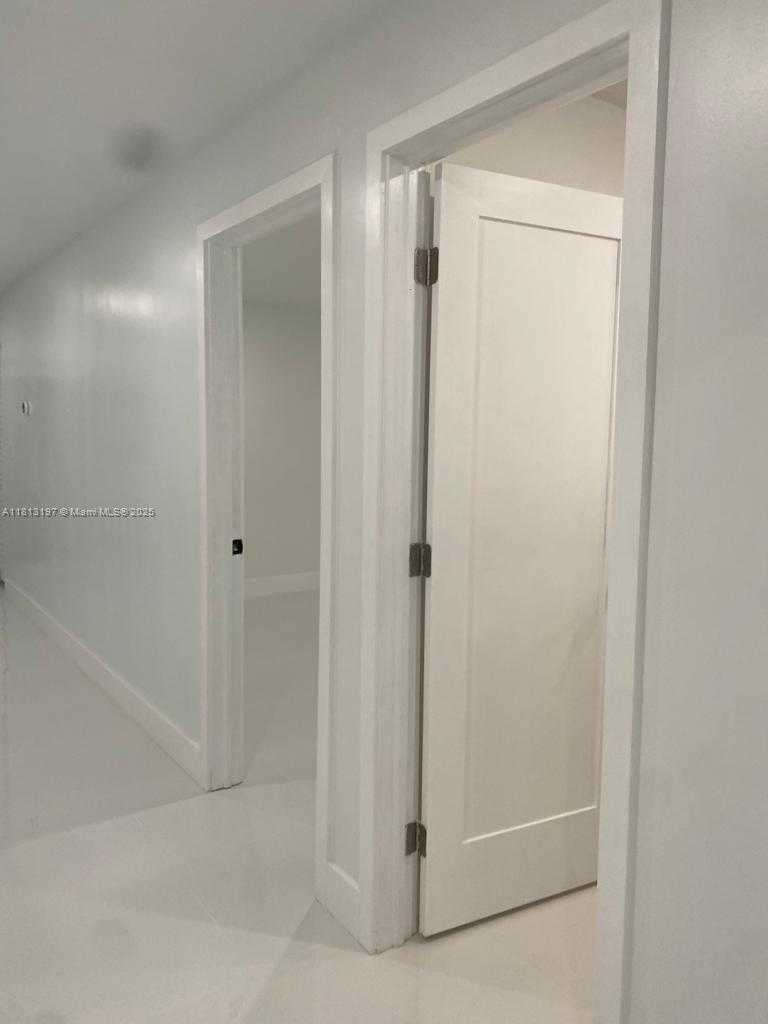 Small Image of 350 WEST 16TH ST, Hialeah Number 20