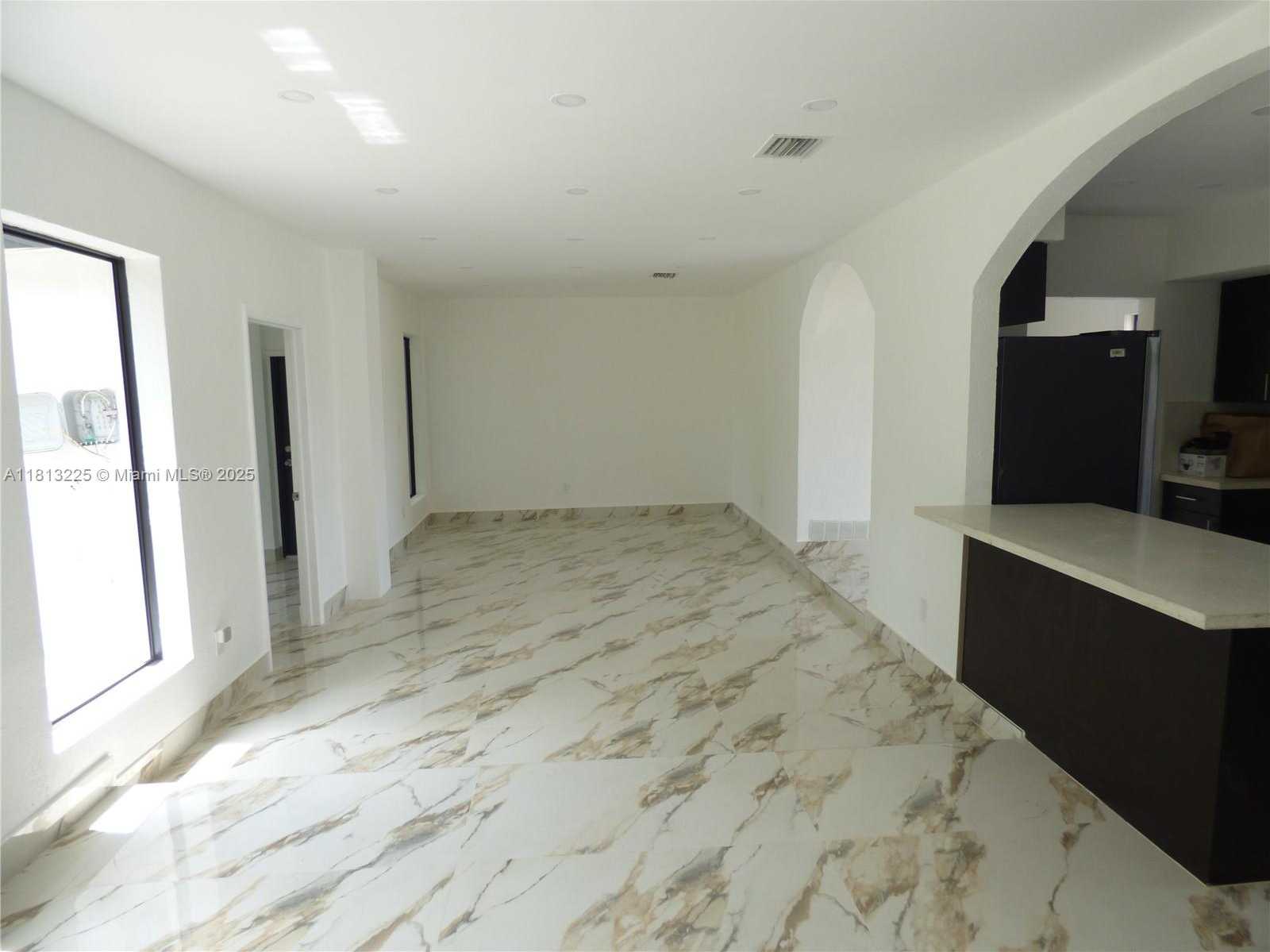 Small Image of 19245 NORTH WEST 12TH AVE, Miami Gardens Number 10