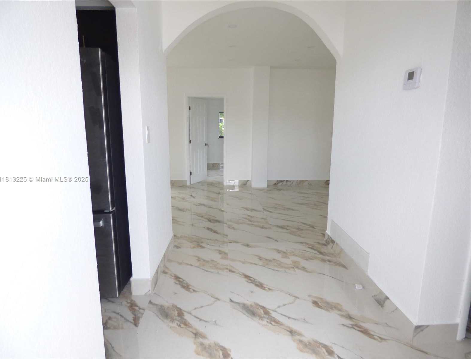 Small Image of 19245 NORTH WEST 12TH AVE, Miami Gardens Number 3