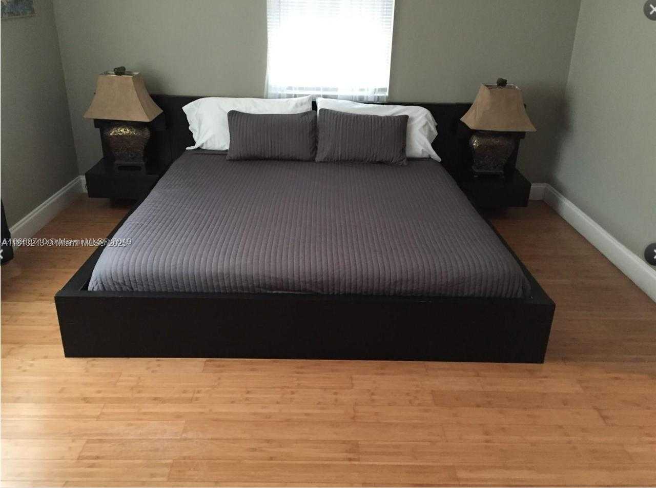 Small Image of 759 85TH ST, Miami Beach Number 5