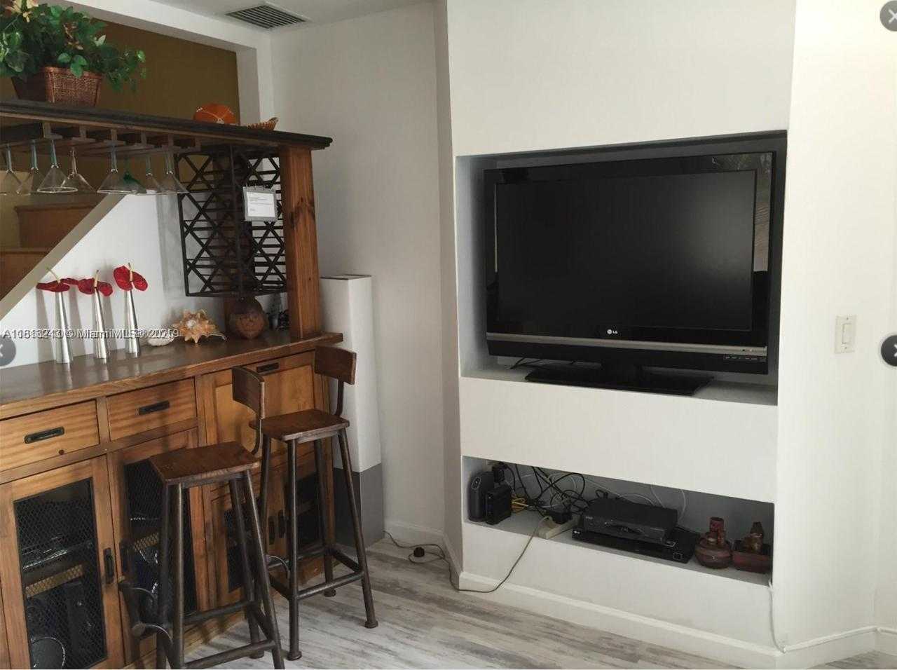 Small Image of 759 85TH ST, Miami Beach Number 6