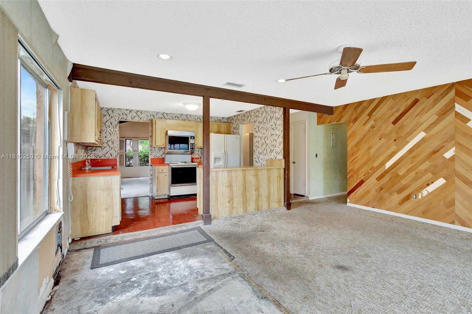 Small Image of 1360 NORTH WEST 94TH AVE, Plantation Number 15