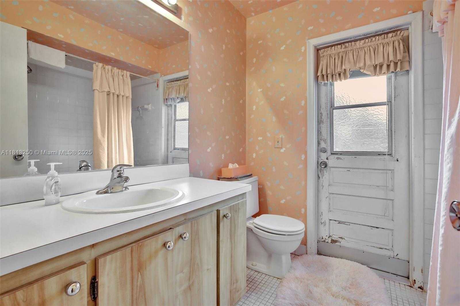 Small Image of 1360 NORTH WEST 94TH AVE, Plantation Number 22