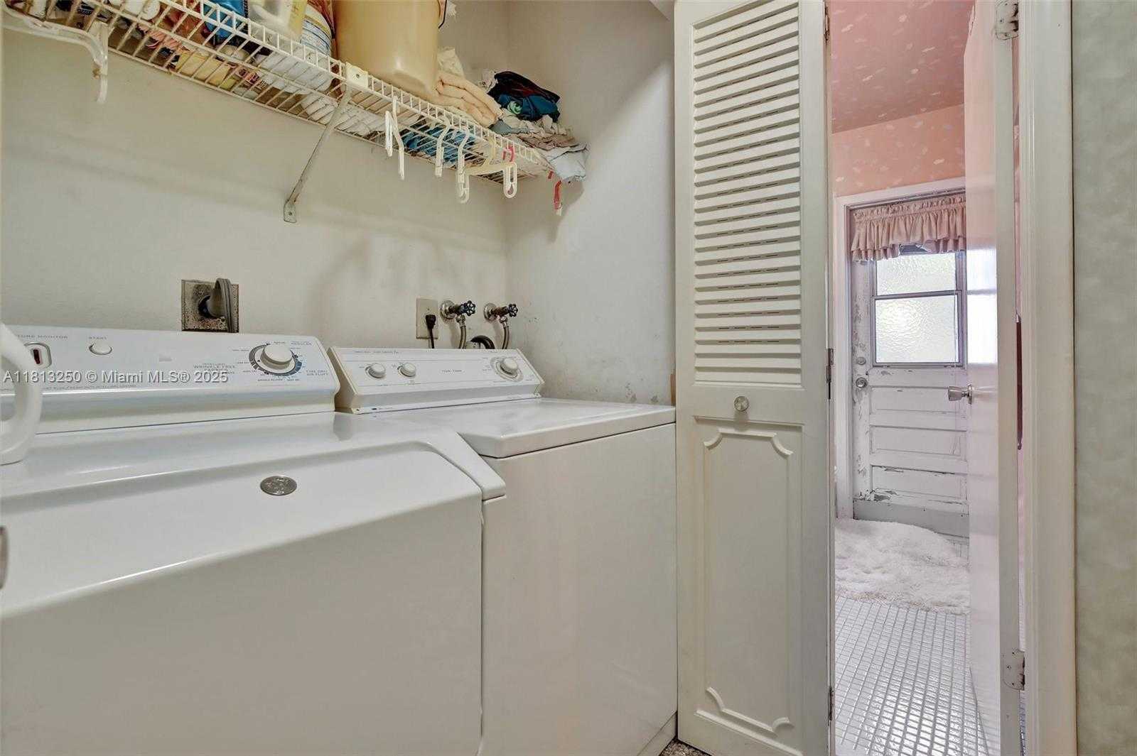 Small Image of 1360 NORTH WEST 94TH AVE, Plantation Number 32