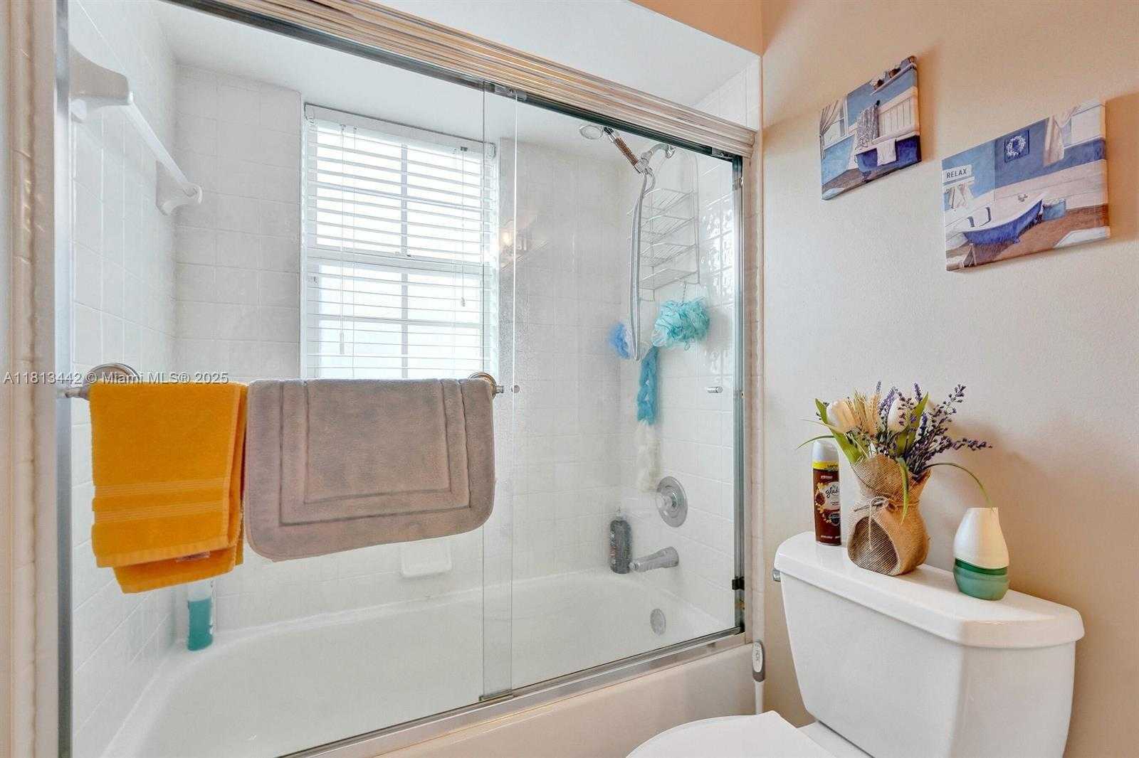 Small Image of 6081 BLUEGRASS DR, Boynton Beach Number 46