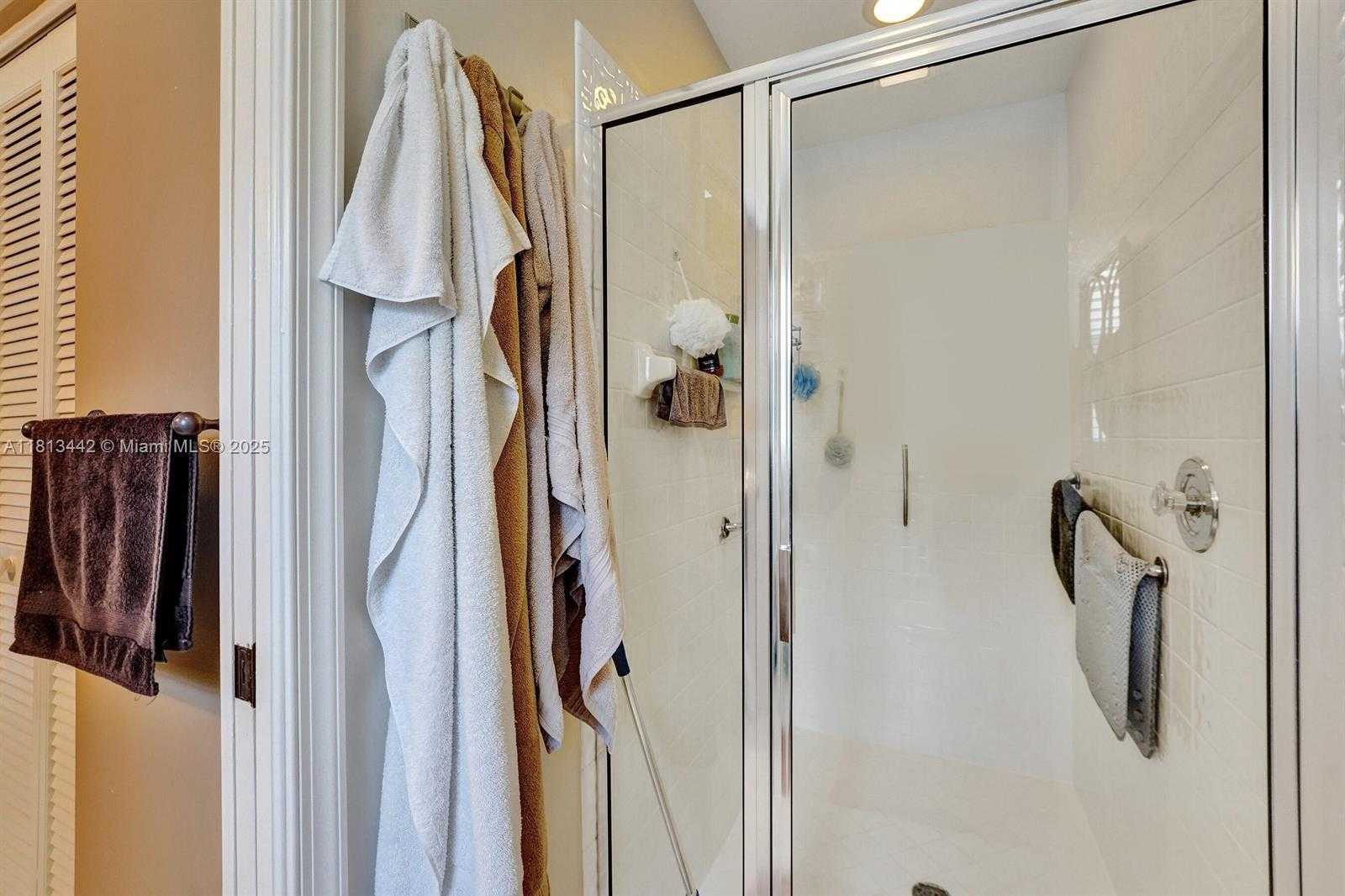 Small Image of 6081 BLUEGRASS DR, Boynton Beach Number 54