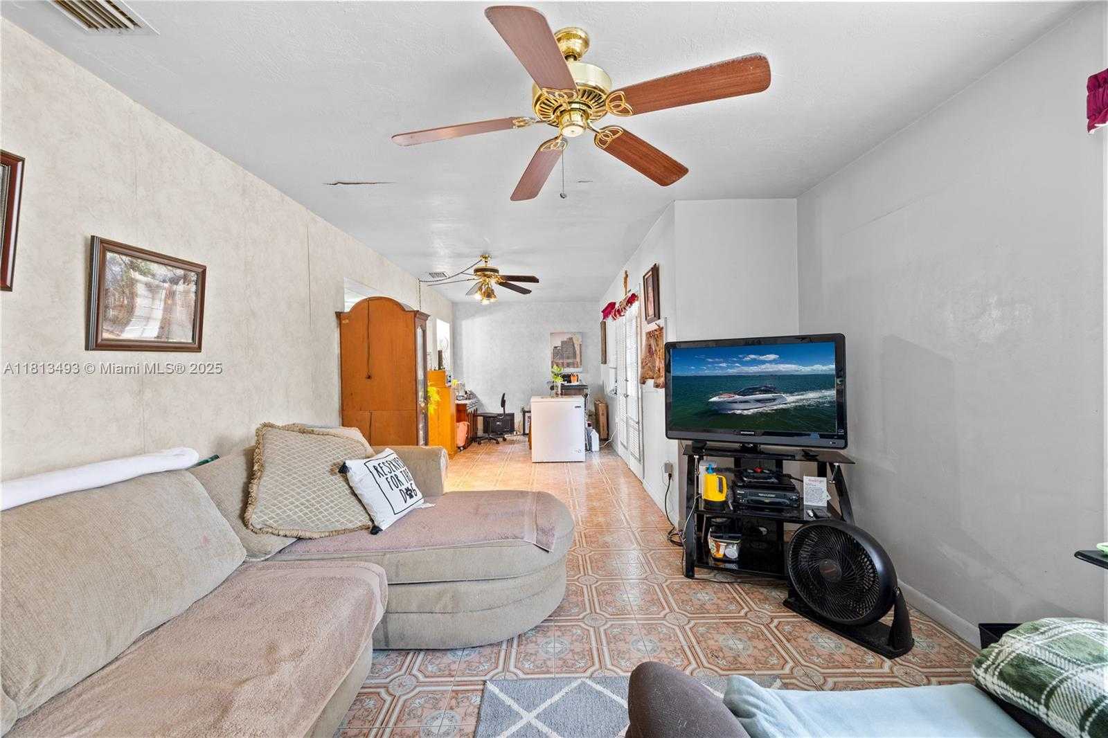 Small Image of 1706 NORTH 45TH AVE, Hollywood Number 17