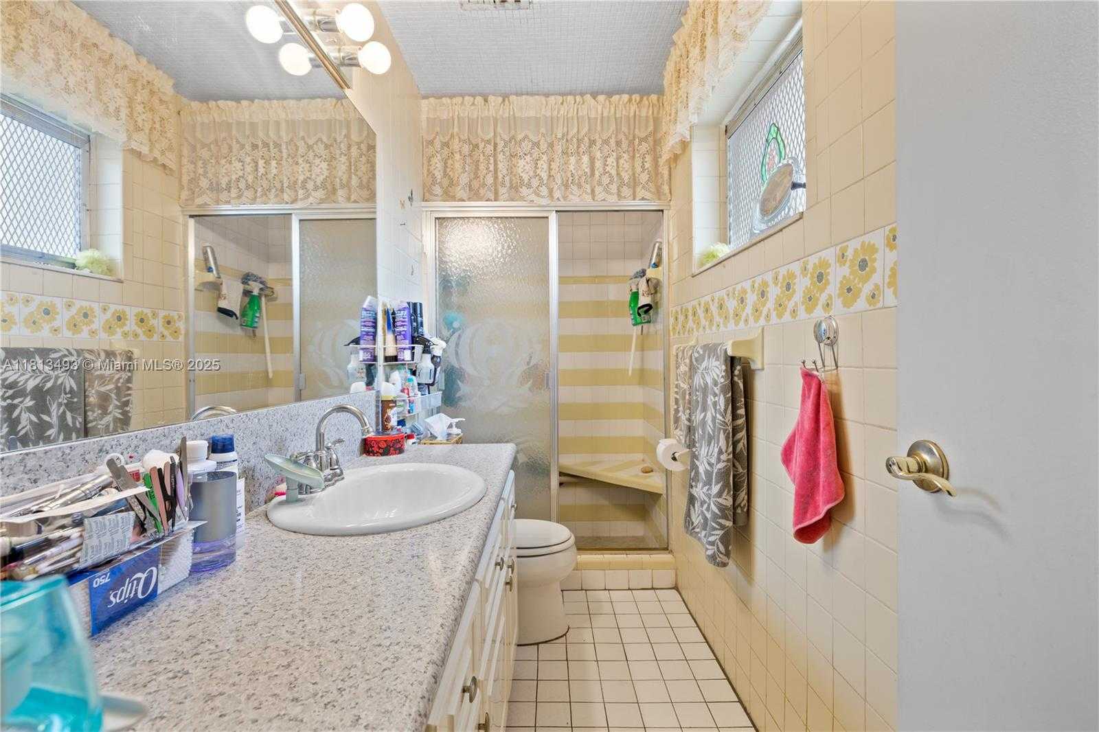 Small Image of 1706 NORTH 45TH AVE, Hollywood Number 24