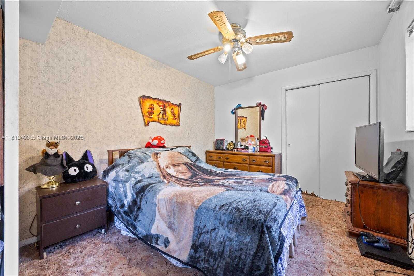 Small Image of 1706 NORTH 45TH AVE, Hollywood Number 36