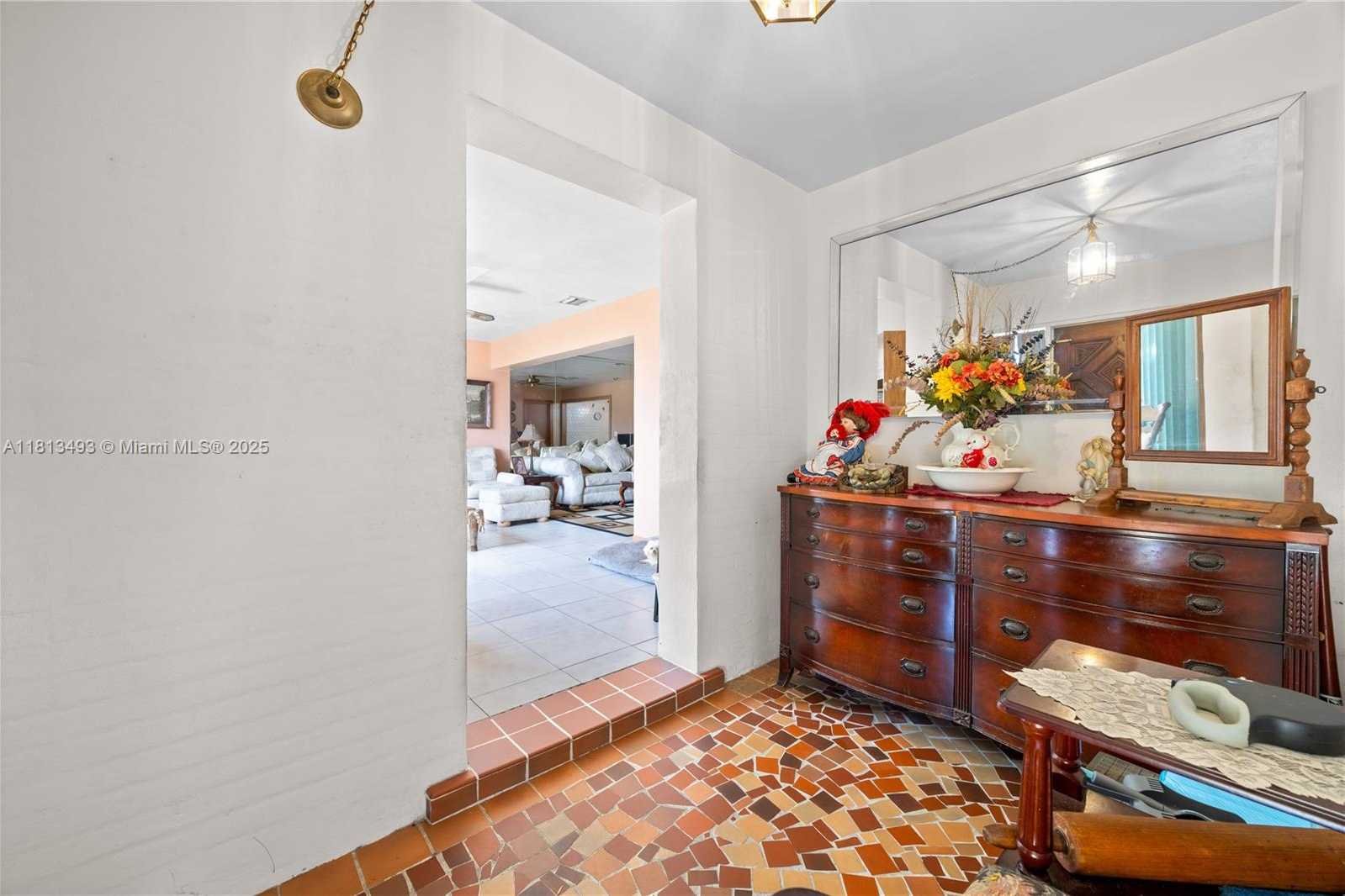 Small Image of 1706 NORTH 45TH AVE, Hollywood Number 5