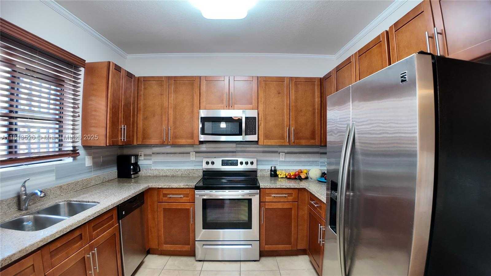 Small Image of 27109 SOUTH WEST 133RD CT, Homestead Number 14
