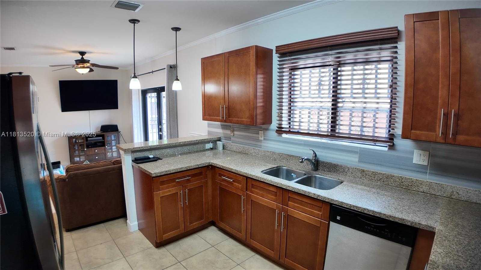 Small Image of 27109 SOUTH WEST 133RD CT, Homestead Number 15