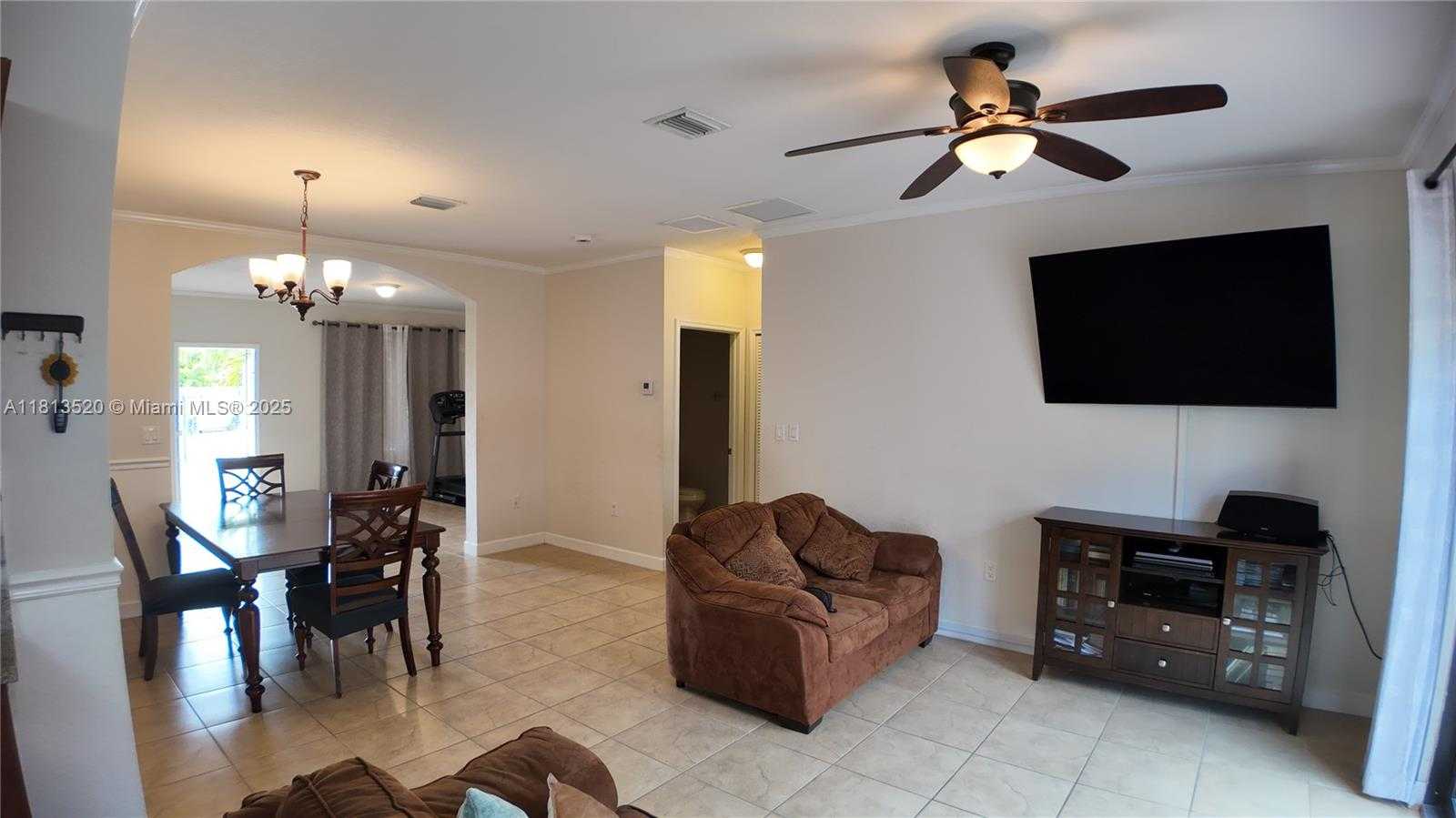 Small Image of 27109 SOUTH WEST 133RD CT, Homestead Number 17