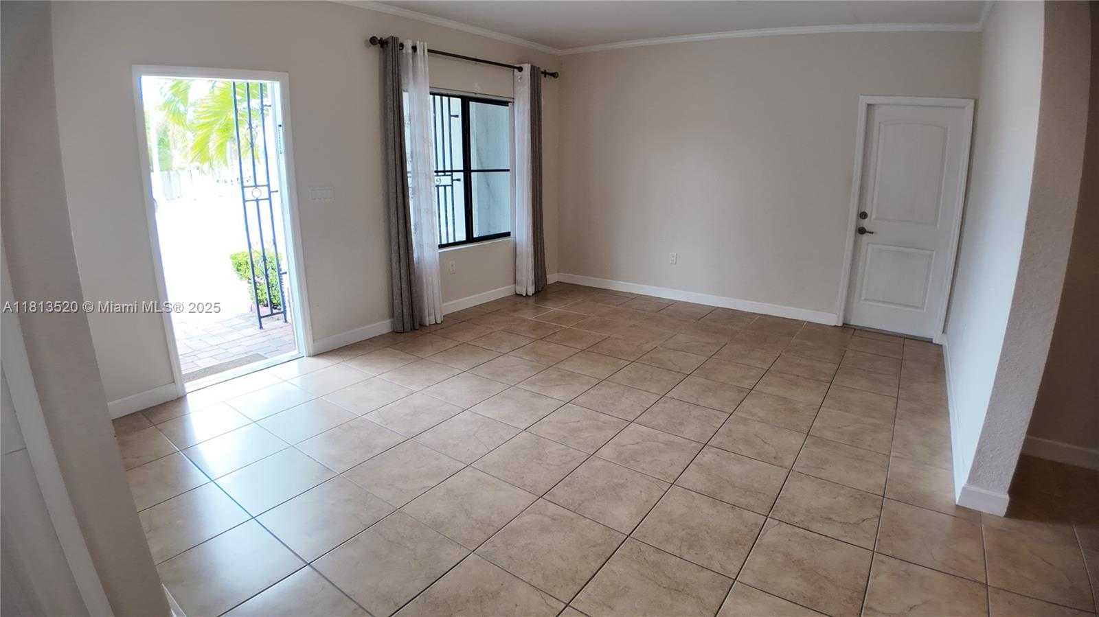 Small Image of 27109 SOUTH WEST 133RD CT, Homestead Number 2